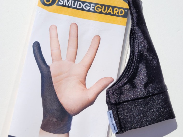 Product Review: SmudgeGuard 1-Finger Glove