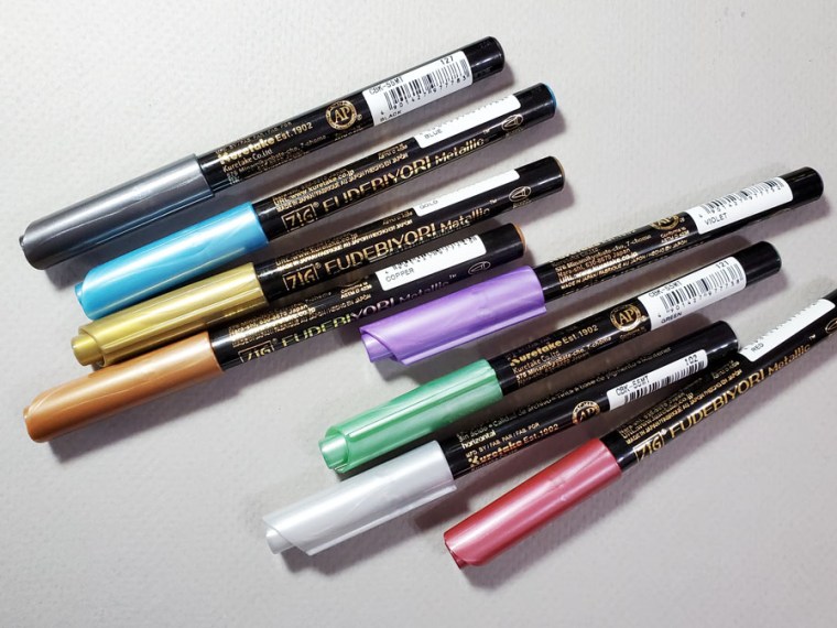 Brush Pen Review: Kuretake Zig Fudebiyori Metallic