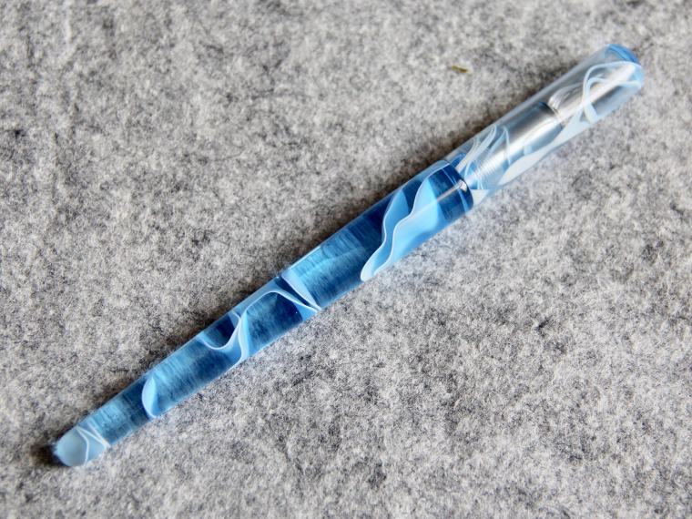 Pen Review: Delike Glass Signature Pen