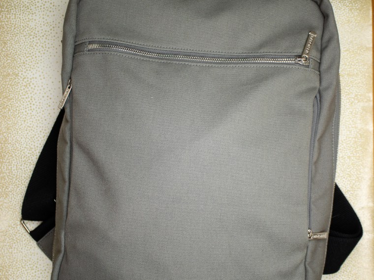 Bag Review: Baron Fig Venture Slimline Backpack