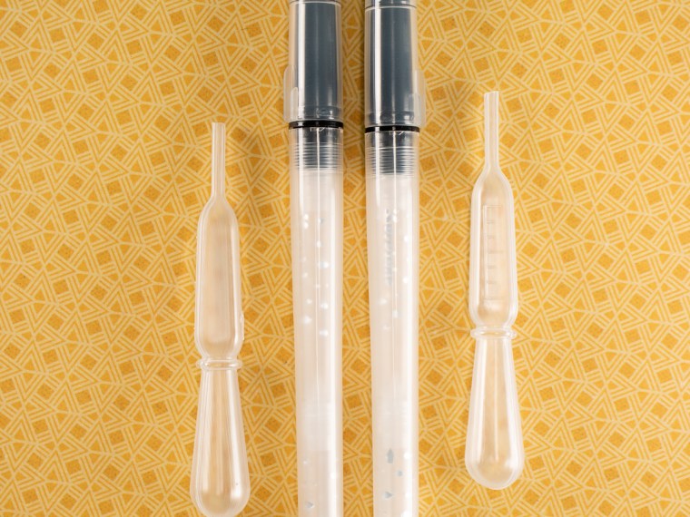 Pen Review: Kuretake Karappo Empty Brush Pens